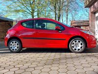 Gebraucht Peugeot 207 75 PS (55 kW) 2009 Rot Kleinwagen