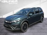 Neu Dacia Jogger Expression 122 PS (89 kW) 2025 Grün Van / Kleinbus