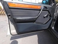 Gebraucht Mercedes 200 118 PS (86 kW) 1991 Beige Limousine