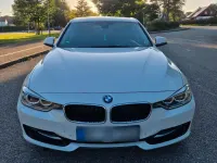 Gebraucht BMW 318 143 PS (105 kW) 2014 Weiß Limousine