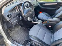 Gebraucht Mercedes B180 109 PS (80 kW) 2005 Silber Van / Kleinbus