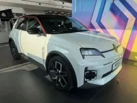 Nowe Renault 5 E-Tech Komfort 110 kW (150 KM) 2026 Biały Hatchback