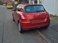 Gebraucht Suzuki Swift Comfort 94 PS (69 kW) 2011 Rot Limousine