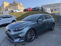 Neu Kia Ceed 140 PS (102 kW) 2025 Grau Kleinwagen
