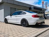 Gebraucht BMW 430 M Sport 252 PS (185 kW) 2018 Weiß Coupé