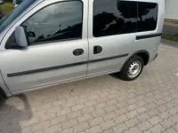 Gebraucht Opel Combo 90 PS (66 kW) 2008 Silber Van / Kleinbus