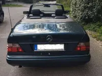 Gebraucht Mercedes E220 150 PS (110 kW) 1997 Grün Cabrio