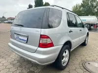 Gebraucht Mercedes ML270 163 PS (119 kW) 2004 Silber SUV