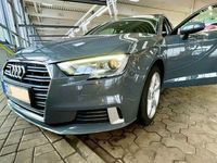 Gebraucht Audi A3 Sport 150 PS (110 kW) 2018 Grau Limousine