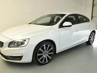 Gebraucht Volvo S60 Summum 230 PS (169 kW) 2013 Weiß Limousine