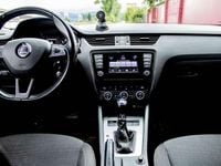 Gebraucht Skoda Octavia Elegance 150 PS (110 kW) 2014 Grau Kleinwagen