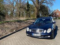 Gebraucht Mercedes E280 Elegance 190 PS (139 kW) 2006 Blau Kombi