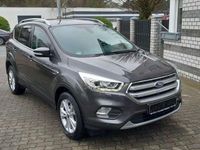 Gebraucht Ford Kuga 150 PS (110 kW) 2018 Grau SUV