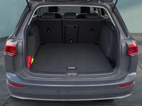 Gebraucht VW Golf VIII Move 150 PS (110 kW) 2023 Grau Kombi