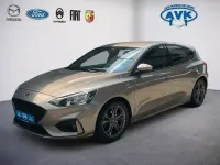 Gebraucht Ford Focus ST-Line 125 PS (91 kW) 2018 Silber Limousine