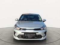 Gebraucht Kia Rio Vision 84 PS (61 kW) 2023 Silber / seidensilber (metallic) Limousine