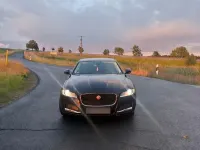 Gebraucht Jaguar XF Pure 163 PS (119 kW) 2016 Schwarz Limousine