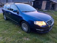 Gebraucht VW Passat 140 PS (102 kW) 2008 Blau Kombi