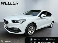 Second-hand Seat Leon 150 CP (110 kW) 2025 Alb Berlinǎ