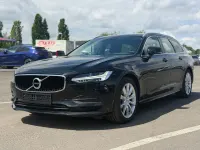 Gebraucht Volvo V90 Momentum 190 PS (139 kW) 2019 Schwarz Kombi