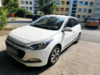 Gebraucht Hyundai i20 Turbo 100 PS (73 kW) 2017 Weiß Limousine
