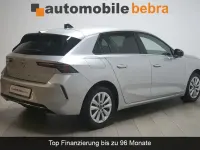Gebraucht Opel Astra Elegance 131 PS (96 kW) 2023 Kristall silber Kleinwagen