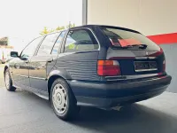 Gebraucht BMW 320 150 PS (110 kW) 1995 Blau Kombi