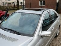 Second-hand Mercedes C180 129 CP (94 kW) 2001 Argintiu Berlinǎ