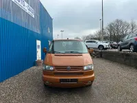 Second-hand VW Caravelle 102 CP (75 kW) 2001 Portocaliu Van