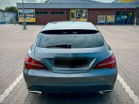 Gebraucht Mercedes CLA180 Shooting Brake 122 PS (89 kW) 2016 Grau Kombi