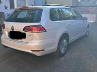 Second-hand VW Golf VII 110 CP (80 kW) 2017 Andere farben Break