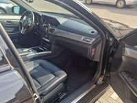 Gebraucht Mercedes E350 Avantgarde 258 PS (189 kW) 2015 Schwarz Limousine