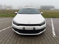 Gebraucht VW Scirocco 122 PS (89 kW) 2009 Candyweiss Coupé