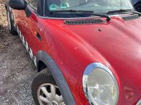 Used Mini ONE 90 HP (66 kW) 2002 Red Hatchback