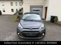 Gebraucht Hyundai i10 Style 67 PS (49 kW) 2015 Grau Kleinwagen
