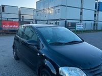 Gebraucht VW Fox 54 PS (39 kW) 2010 Schwarz Kleinwagen