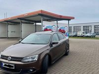 Gebraucht VW Jetta Highline 140 PS (102 kW) 2012 Braun Limousine