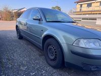 Gebraucht VW Passat Comfortline 150 PS (110 kW) 2002 Grün Limousine