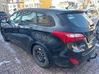 Gebraucht Hyundai i30 Style 110 PS (80 kW) 2013 Schwarz Kombi