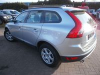 Gebraucht Volvo XC90 Kinetic 175 PS (128 kW) 2009 Silber SUV