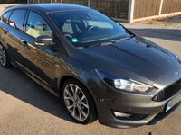 Gebraucht Ford Focus ST-Line 182 PS (133 kW) 2018 Grau Limousine