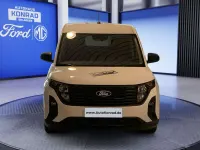 Käytetty Ford Transit Trend 101 HP (74 kW) 2024 Valkoinen Tila-auto