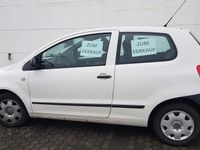 Gebraucht VW Fox 60 PS (44 kW) 2011 Weiß Kleinwagen