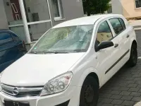 Gebraucht Opel Astra 90 PS (66 kW) 2009 Weiß Kleinwagen