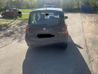 Second-hand Renault Modus 75 CP (55 kW) 2011 Negru Monovolum