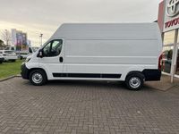 Neu Toyota Proace 140 PS (102 kW) 2025 Icy white Van / Kleinbus