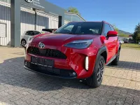 Gebraucht Toyota Yaris Cross 131 PS (96 kW) 2026 Rot SUV