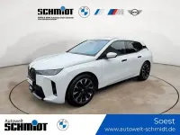 Gebraucht BMW iX M Sport 300 kW (408 PS) 2025 Weiß SUV