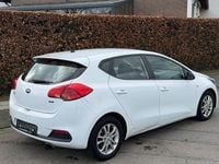 Gebraucht Kia Ceed Edition 7 90 PS (66 kW) 2013 Weiß Kleinwagen