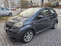 Gebraucht Toyota Aygo 68 PS (50 kW) 2009 Grau Kleinwagen